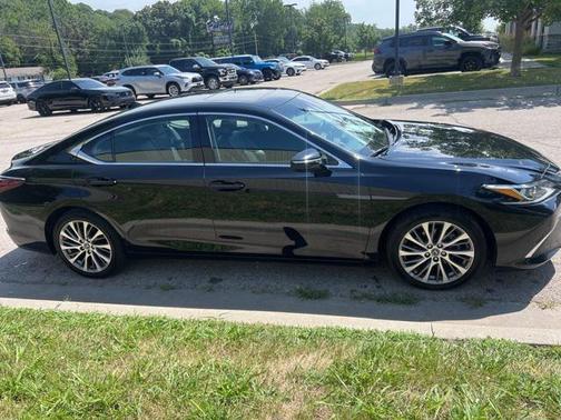 2019 Lexus ES 350 Base