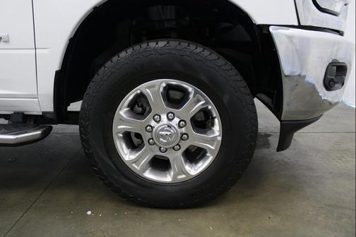 2022 RAM 2500 Big Horn Crew Cab 4x4 6'4' Box