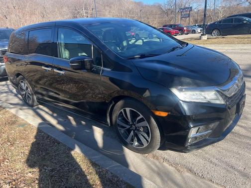 2018 Honda Odyssey Elite