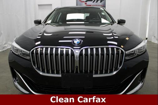 2022 BMW 740 i xDrive