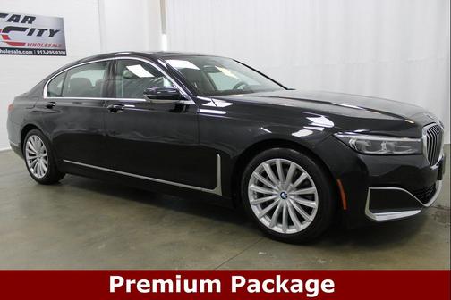 2022 BMW 740 i xDrive