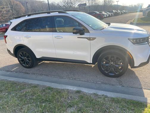 2023 Kia Sorento SX