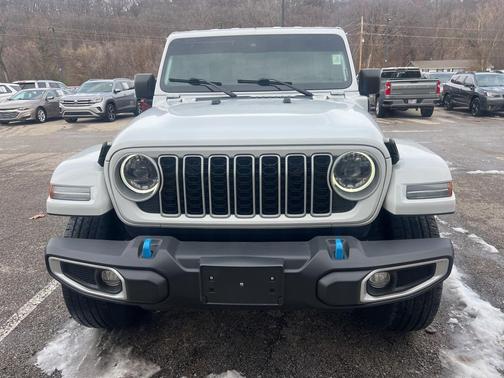 2024 Jeep Wrangler 4xe Sahara