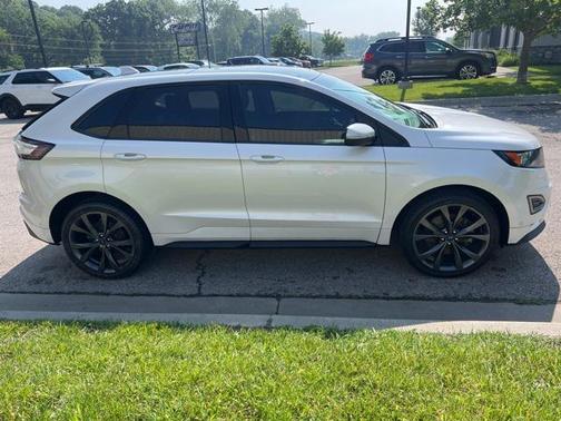 2018 Ford Edge Sport