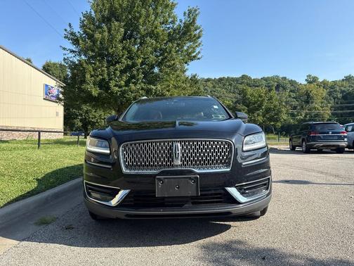 Infinite Black Metallic 2019 Lincoln Nautilus Reserve