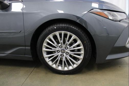 2022 Toyota Avalon Limited