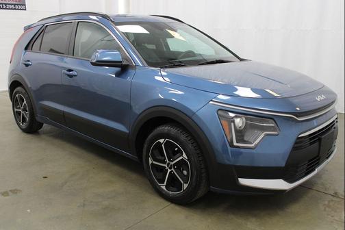 2023 Kia Niro EX