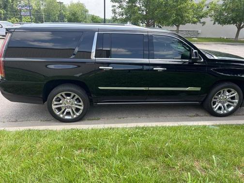2016 Cadillac Escalade ESV Platinum