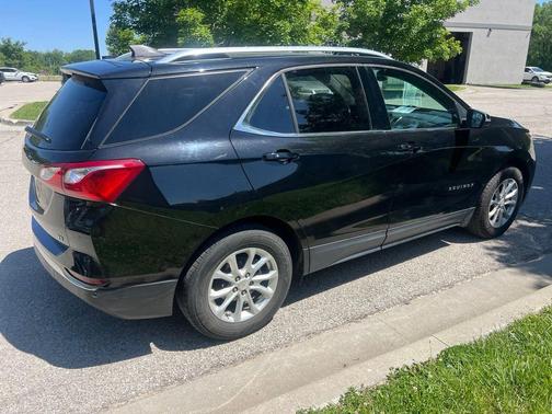 Mosaic Black Metallic 2018 Chevrolet Equinox LT