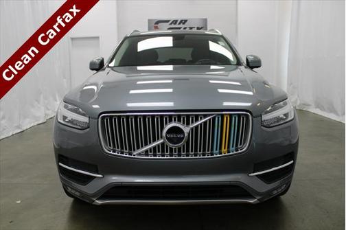 2019 Volvo XC90 T6 Inscription