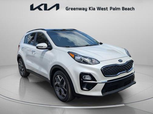 Snow White Pearl 2022 Kia Sportage EX
