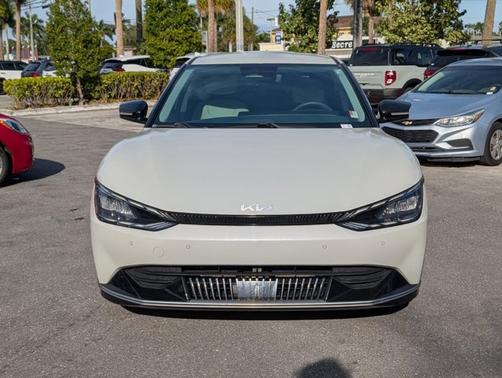 2022 Kia EV6 Wind