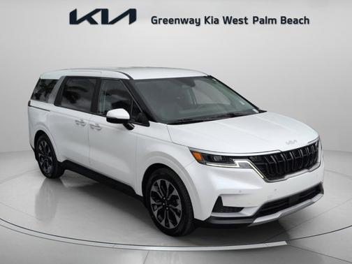 2024 Kia Carnival EX