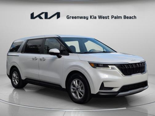 2024 Kia Carnival LX