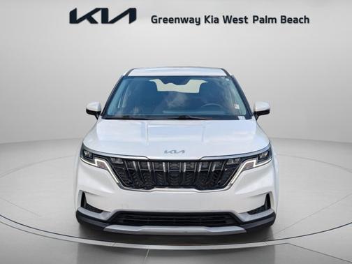 2024 Kia Carnival LX