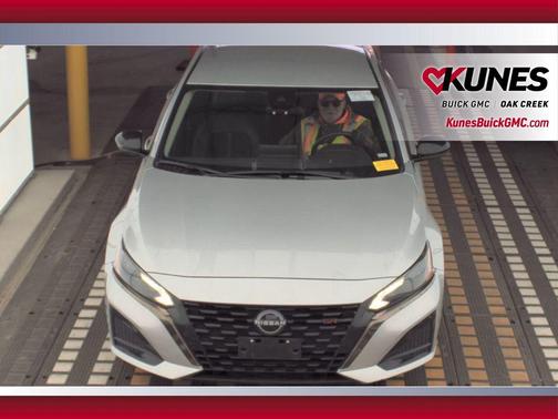 2024 Nissan Altima SR FWD