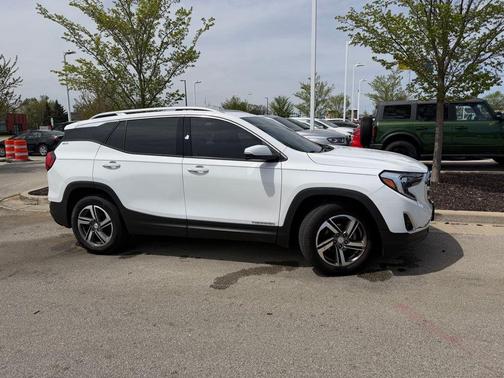 Summit White 2018 GMC Terrain SLT