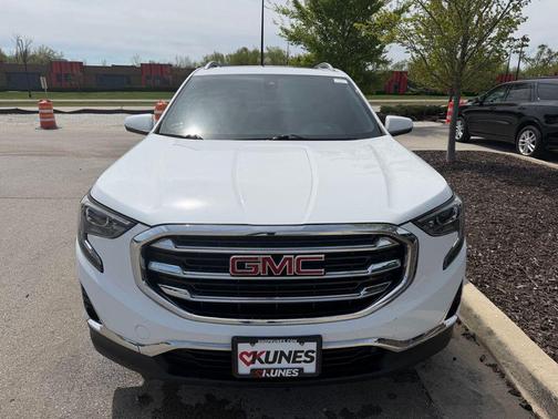 Summit White 2018 GMC Terrain SLT