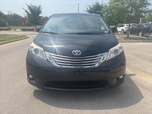 2017 Toyota Sienna Limited Premium