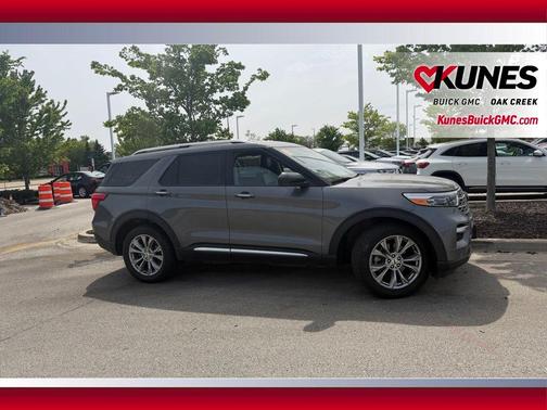 Gray Metallic 2024 Ford Explorer Limited