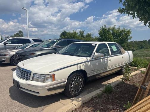 1998 Cadillac DeVille Base