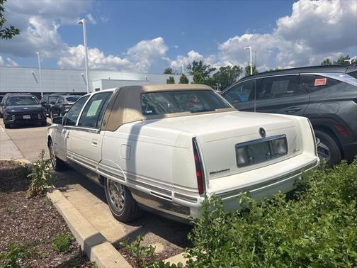 1998 Cadillac DeVille Base
