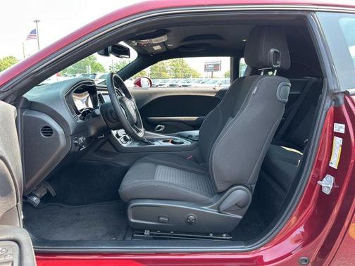 2022 Dodge Challenger SXT