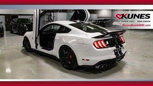 2020 Ford Shelby GT500 Base