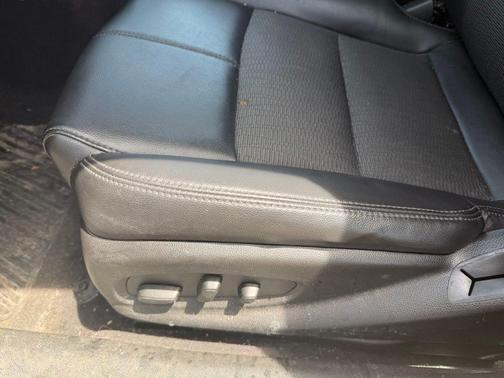 Pepperdust Metallic 2017 Chevrolet Impala 1LT