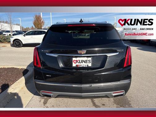 2022 Cadillac XT5 Premium Luxury