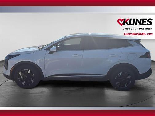 Glacial White Pearl 2026 Kia Sportage LX