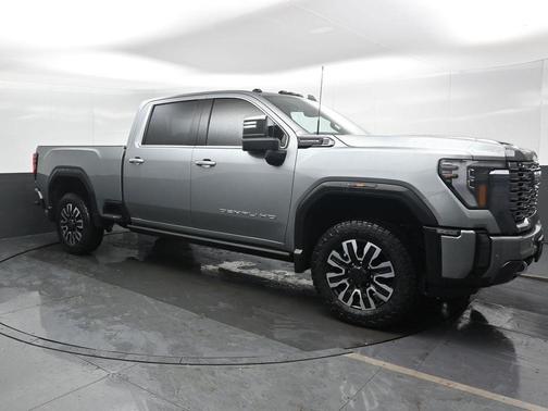 Sterling Metallic 2024 GMC Sierra 3500 Denali