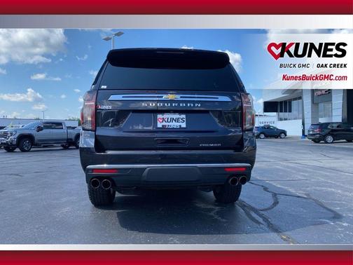 2023 Chevrolet Suburban Premier