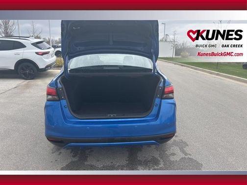 2023 Nissan Versa 1.6 SV