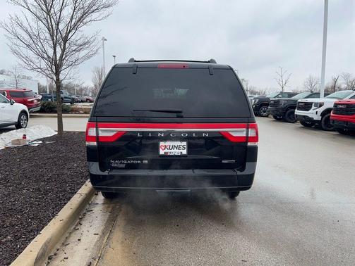2016 Lincoln Navigator Select