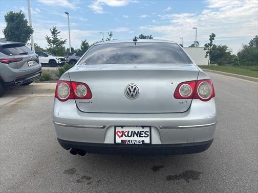 2006 Volkswagen Passat 2.0T