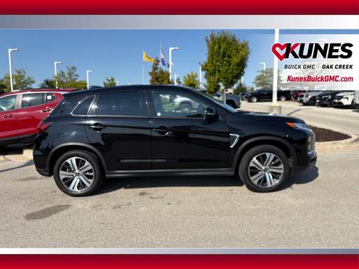2024 Mitsubishi Outlander Sport SE