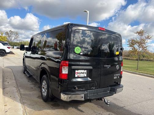 2013 Nissan NV Passenger NV3500 HD SL V8