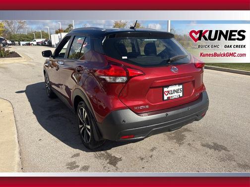 2020 Nissan Kicks SV