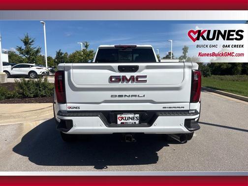 2025 GMC Sierra 3500 Denali