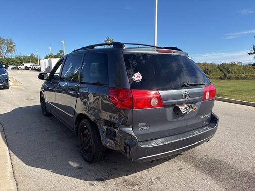 2009 Toyota Sienna CE