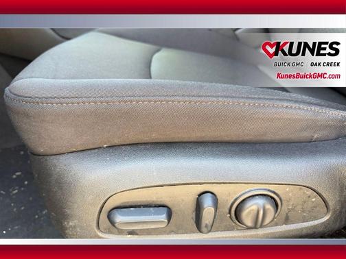Mosaic Black Metallic 2024 Chevrolet Malibu FWD 1LT