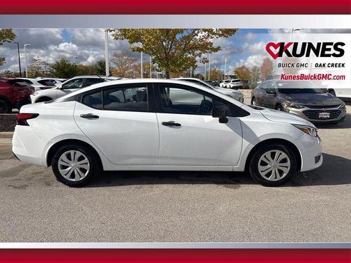 2024 Nissan Versa 1.6 S