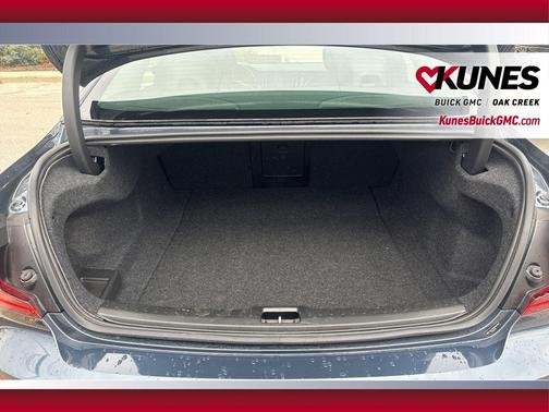 2025 Volvo S60 B5 Core