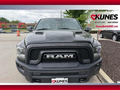 Brilliant Black Crystal Pearlcoat 2017 RAM 1500 Rebel