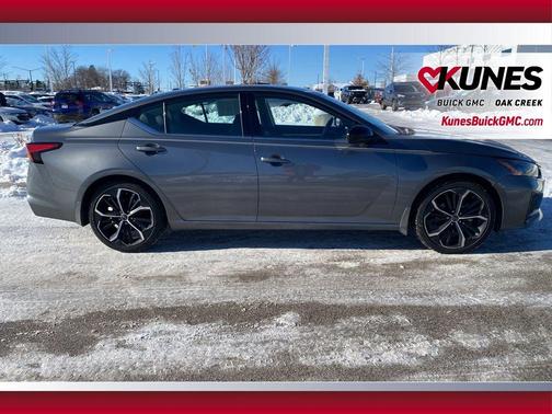 2024 Nissan Altima SR FWD