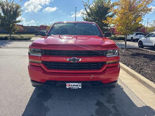 2017 Chevrolet Silverado 1500 Custom