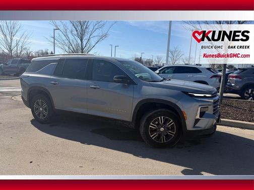 2024 Chevrolet Traverse LT