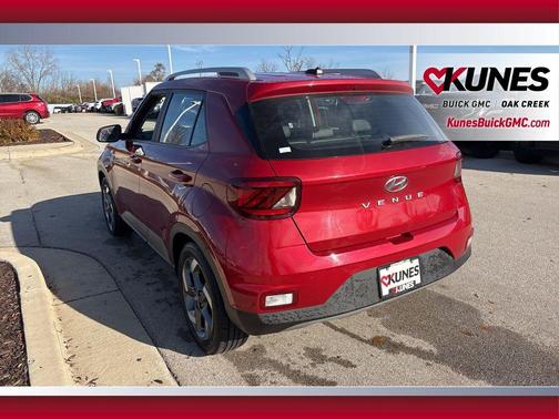 2023 Hyundai VENUE Limited