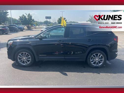 2024 GMC Terrain SLT